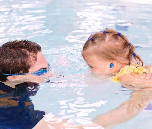 When Should Babies Start Swimming Lessons? A Parent's Guide